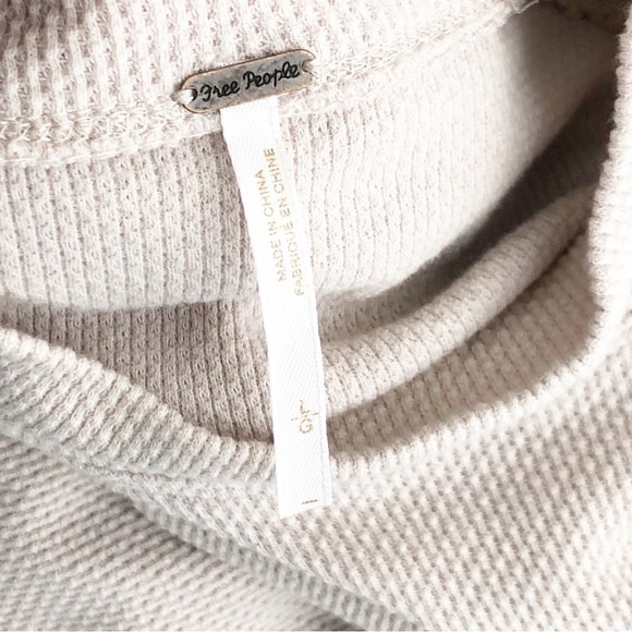 Free People large switch it up thermal tan embellished crochet cup top - Picture 5 of 11